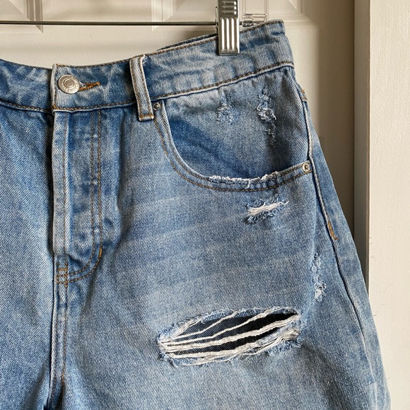 Forever 21 Distressed Jean Shorts - Picture 4 of 10